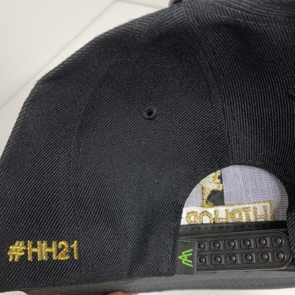 BLACK/GOLD HIPHOP21 FAUX ANIMAL SKIN SNAPBACK❗️ - Picture 4 of 4